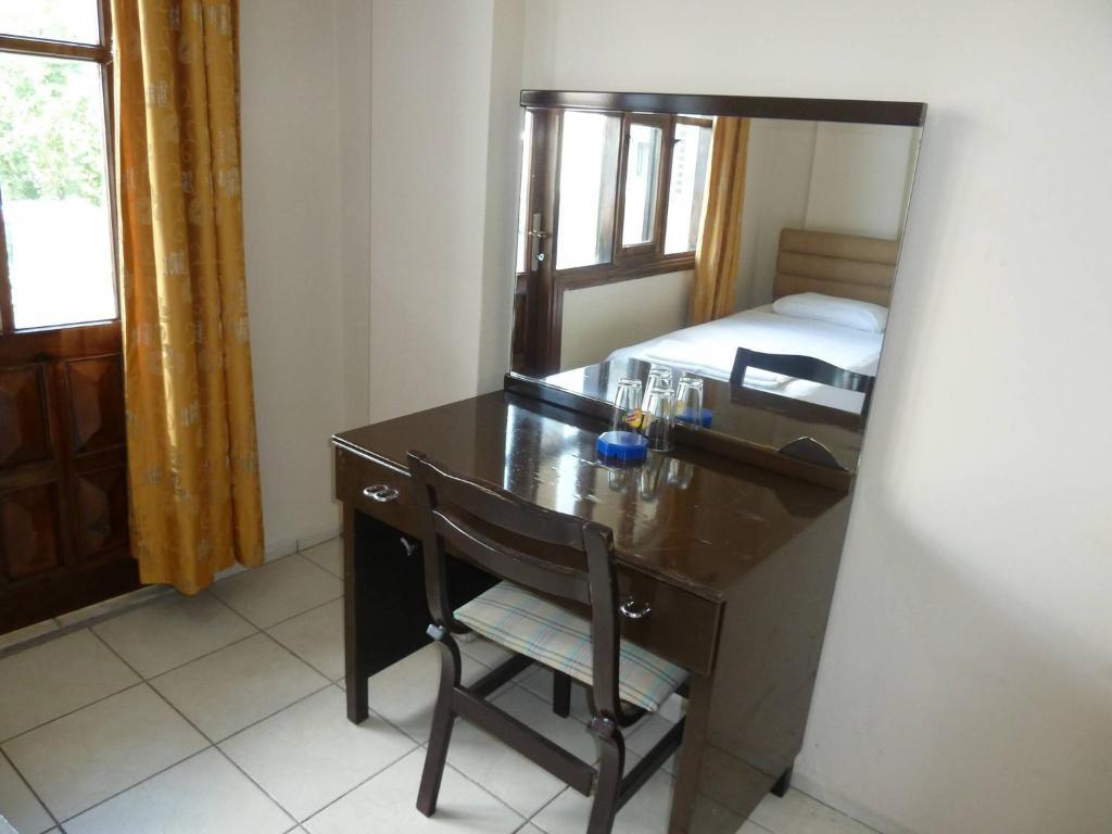 La Vita Beach Hotel Мармарис Номер фото